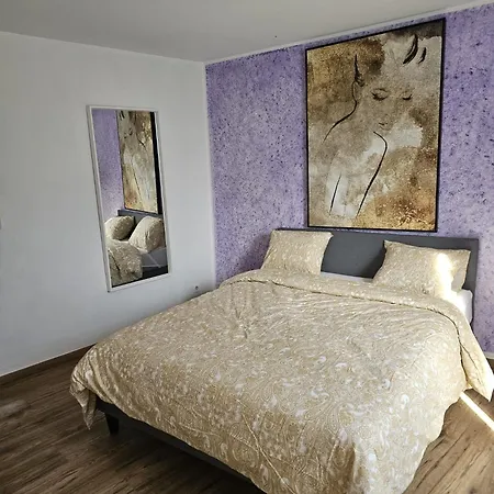 Magnifique A Apartmán Mons